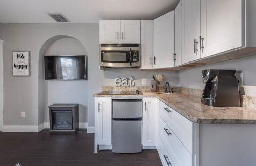 Swank Pad off River with free WiFi & parking-324 - Foto 24