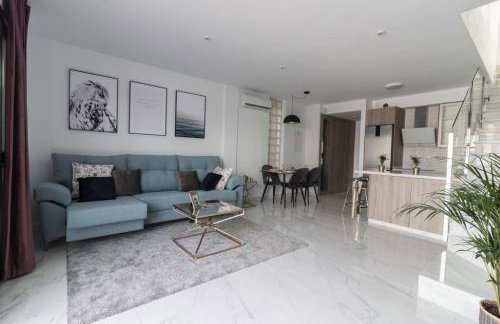 LUXURY 3 BED, 2 BATH DETACHED VILLA, PRIME LOCATION, ONLY 400 MTRS TO THE BEACH - Foto 20