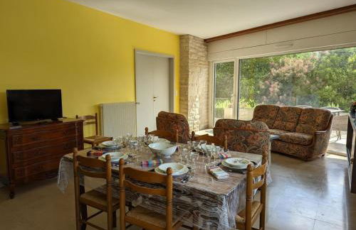 Maison confortable avec jardin privatif, internet, parking - FR-1-653-112 - Foto 9