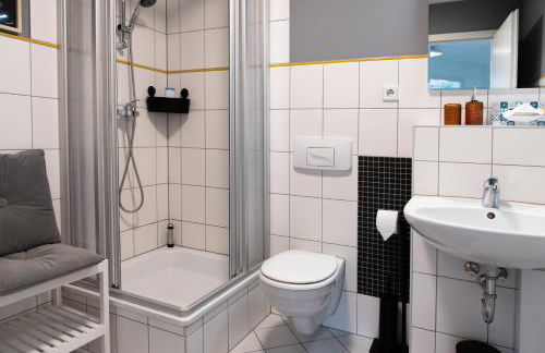 Bauhaus Apartment - Netflix, Nespresso, Zentral, Messe - Foto 28