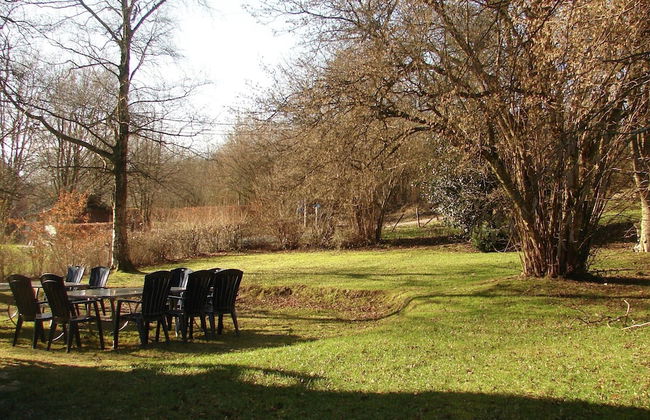 Grand Villa With Bubble Bath - Photo 14