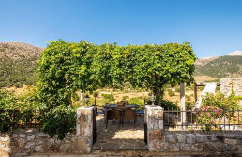 Private Stone villa-Pool and Maountain view - Photo 8