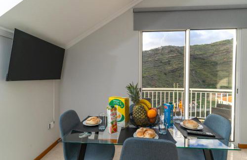 Vanda House com 2 Quartos Vista Mar e montanha no centro da Ilha - Foto 10