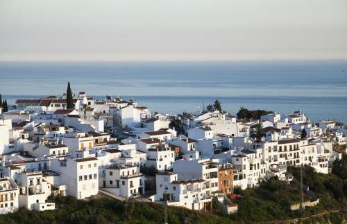 Apartamentos Axarquia , Frigiliana, terraza privada con vistas a la montaña rio y al mar - Photo 64