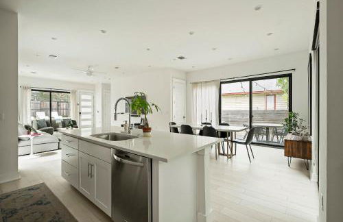 Modern Home in East Austin - Private Pool & BBQ - Foto 12