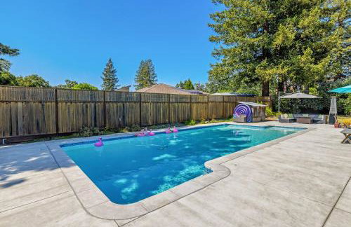 Happy House Getaway - Pool, Hot Tub & Wine Country - Foto 60