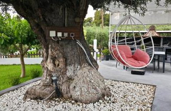 Garlis Apartments - Photo 29