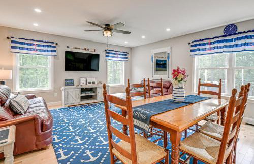 Square Pond Vacation Rental with Boat Dock and View! - Foto 1