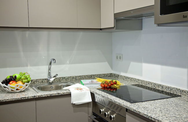 Feelathome Madrid Suites Apartments - Foto 28