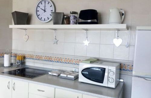 MY OCEAN HOME !!! Breathtaking location, Steps to the ocean, Spacious sea view, Fully Equipped and Well-Furnished with Private Entrance and High-Speed Fiber Optic Internet - Photo 29