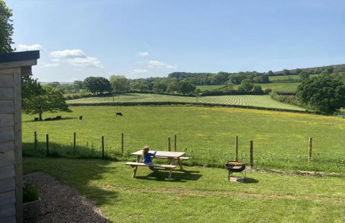 1 Bed Hut - Sleeps 4 - Pets - Parking - Foto 10