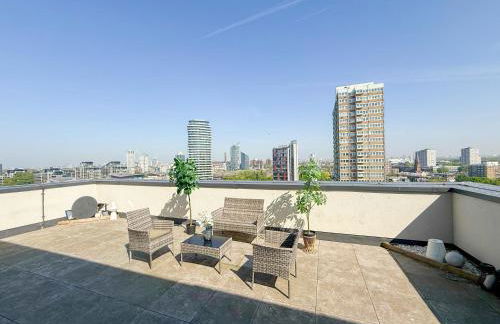 Lux 3-Bedroom Penthouse in Battersea with 3 Private Balconies near Clapham , Nine Elms by NourNest Apartments - Foto 13