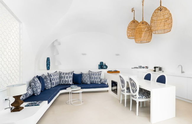 Kamini Santorini Luxury Villas - Photo 77