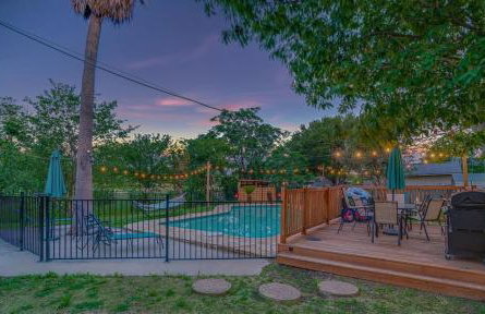 Family fun 4bed 2bath with pool - Foto 8