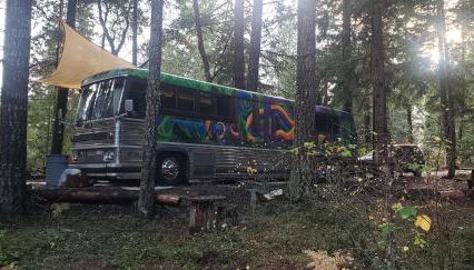 Madrone Hideout - decked out bus! - Foto 3
