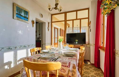 Casa Patron - Grande casa immersa nella natura della Valchiusella, vista montagna, perfetta per famiglie e gruppi a 1 ora da Torino - Foto 32