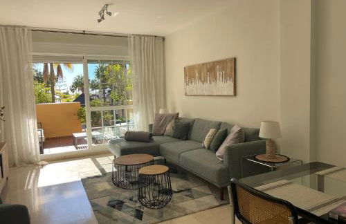 Bahía de Marbella Beachfront 2 bedroom apartment - Photo 9