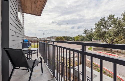 Travel Nurse Favorite - 30 plus Day Friendly - Foto 37