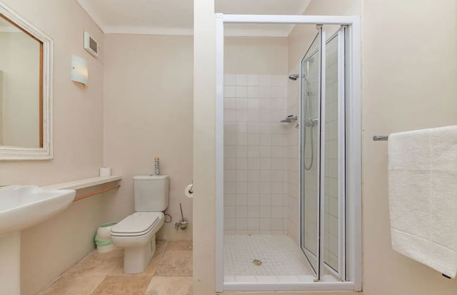 Tropical 1BD Hideaway Near Queens Beach, Fresnaye! - Foto 11