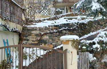 PLEIN SOLEIL appartement avec GARAGE pour SKI TROIS VALLEES et CURE THERMALE - Foto 1