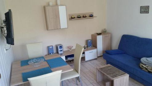 Ferienwohnung "Am Weinberg" - Foto 2