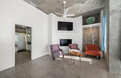 Oceanfront Experience - Photo 32