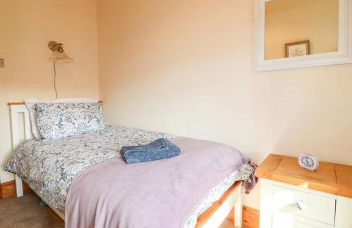 Charming 3 Bed Cottage sleeps 5 - Foto 12