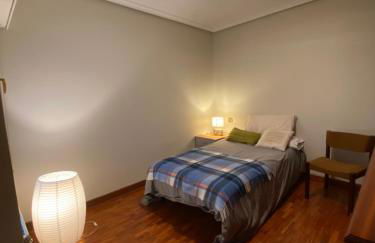 HomeOffice with Church Views - Foto 31