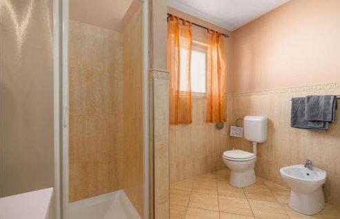 Four-Bedroom Holiday Home In Golubovo - Foto 44