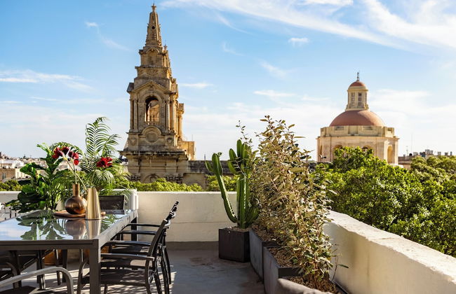 Ellul Living - Photo 1