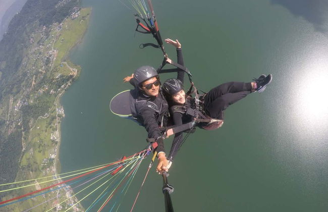 Vuelo en parapente por Pokhara - Foto 3