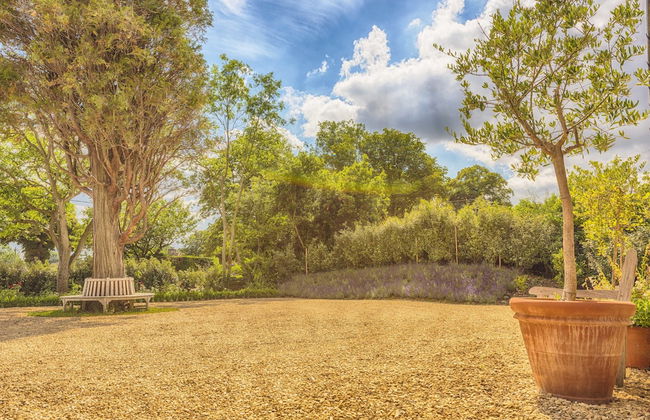 Whitley Coach House - Photo 56