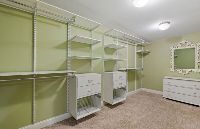 Massive Home w Sauna Pools Hot Tub Fireplaces - Photo 39