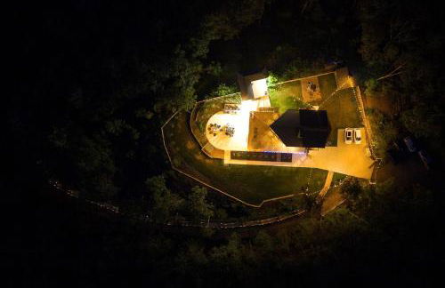 Luxurious A-Frame Mountain Retreat with Hot Tubs & Game Room Near Seneca Rocks, Milam, WV - Foto 77