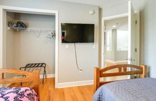 Coastal Sea Side Townhome - Walk to Beach! - Foto 22