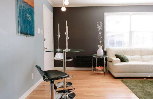 Modern Apartment - Cameron Village - Foto 11