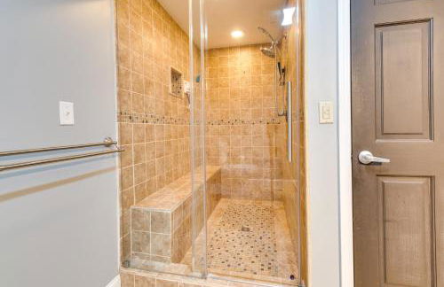 Updated Robinson Vacation Rental with Fireplace! - Foto 17