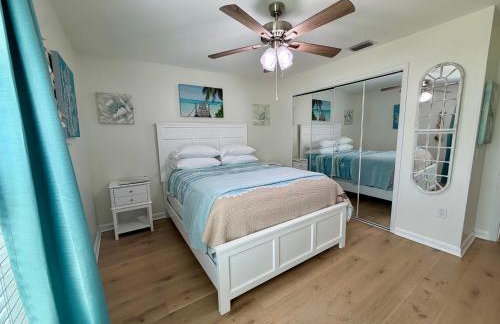 Near KSC - Peaceful Spacious Home for 6 - Fully Stocked Kitchen and Coffee Bar - Foto 28