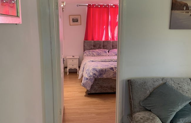 Economical 2BR Small Furnished Annex-high Wycombe - Foto 9