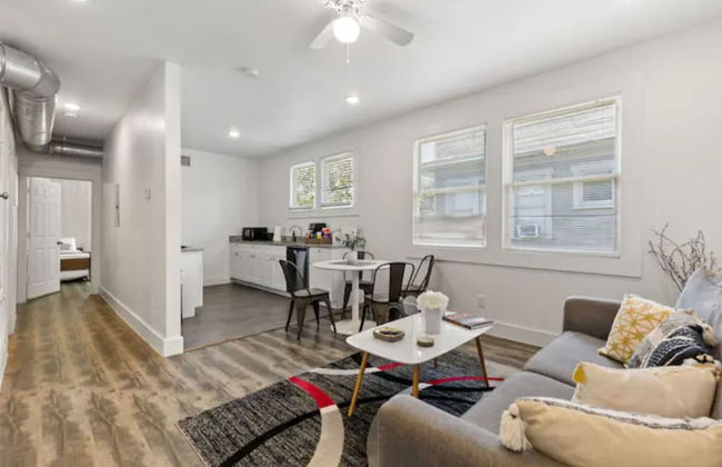 Impressive Cozy Historic 2BR Apt 202 Near Downtown - Foto 10