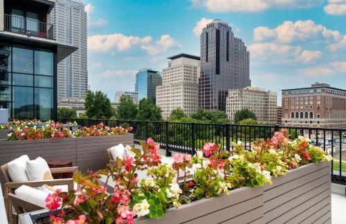 Super LUX Suite Rooftop with Pool, Free Parking, Gym - Foto 15