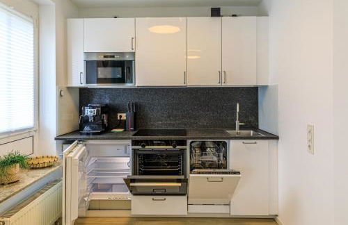 High-quality apartments near Residence - parking space - Foto 7