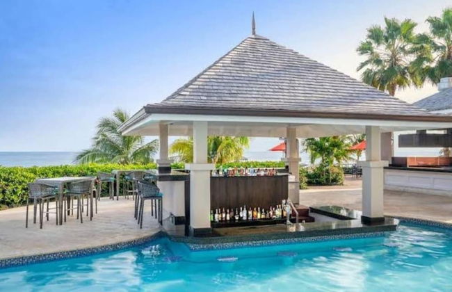 Luxury 1-bed Apartment in Montego Bay - Foto 11