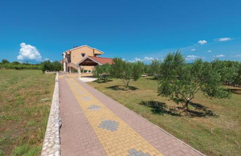 Eight-Bedroom Holiday Home In Pasman - Foto 13