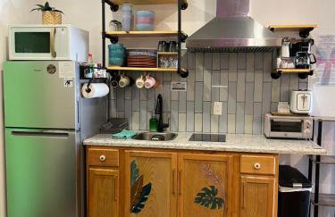 Stunning Little Havana Suites Close to airport, Calle Ocho, Brickell, Wynwood and the Beaches - Free Parking - Foto 7