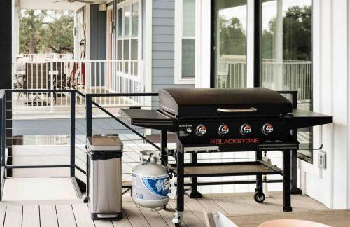 Luxury Lake LBJ Waterfront Home with Hot Tub and Boat Slip - Foto 25