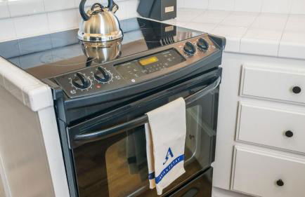 Scenic Deck w Sunset Views Near Temecula Wineries Estrada Ranch by AvantStay - Foto 18