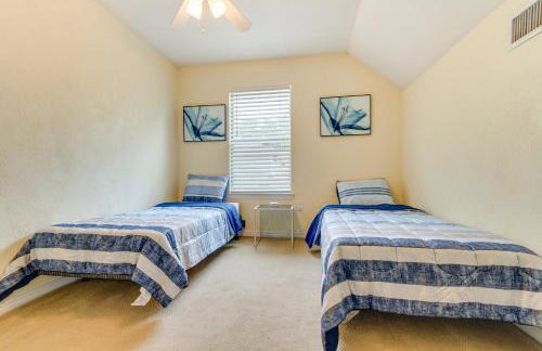 Mary Esther Home with Private Pool and Fireplace! - Foto 22