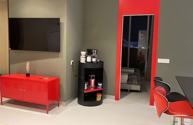 LaHola Glam Suites - Photo 11