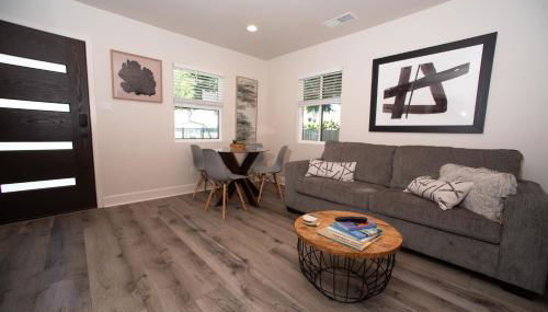 Modern 1 BR Cottage Steps 2Beach - Foto 2